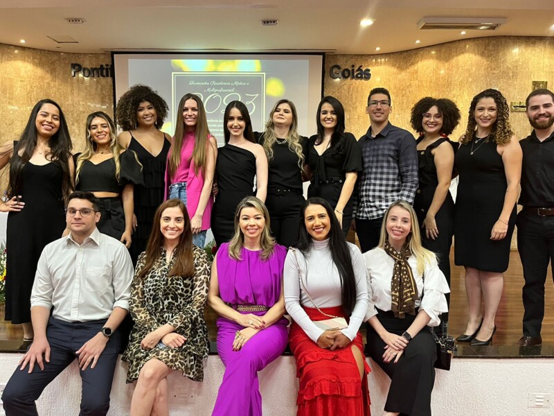 residentes-do-hugol-participam-de-cerimonia-de-formatura-promovida-pela-ses-go